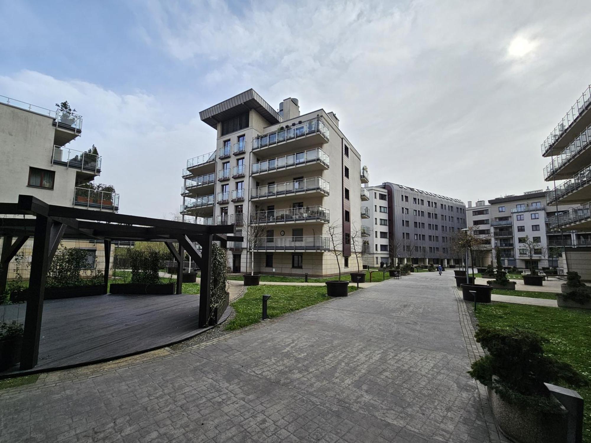 Bulwary Wislane Krakow Apartament Ludwinowska Przy Forum By Noclegi Renters Экстерьер фото